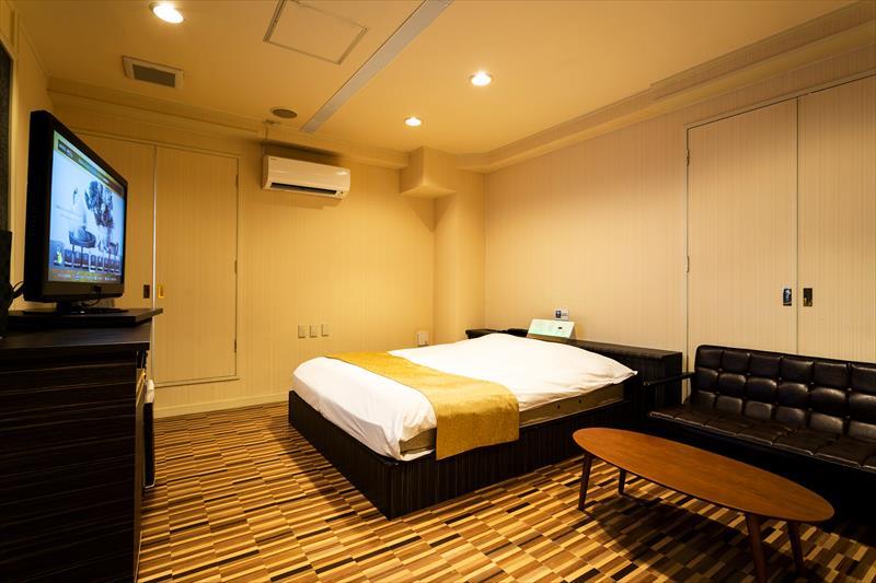 Room 303